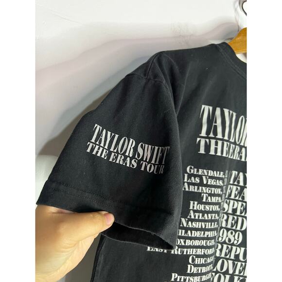 Taylor Swift Eras Tour Shirt Size Small - Picture 4 of 4